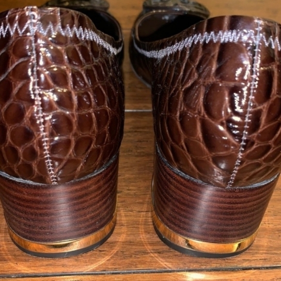 Tory Burch Amy Croc Patent Leather Pumps - Picture 2 of 4